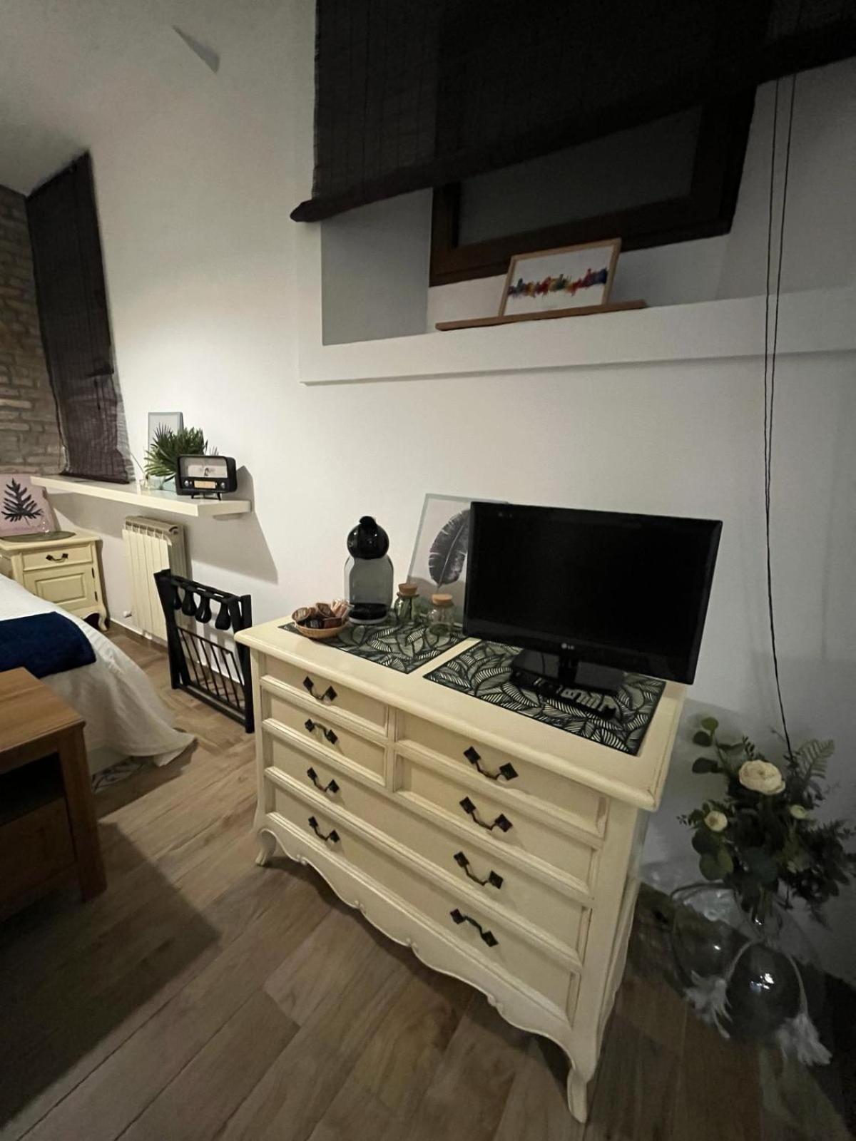 Home Suites Center Granada 2 ภายนอก รูปภาพ