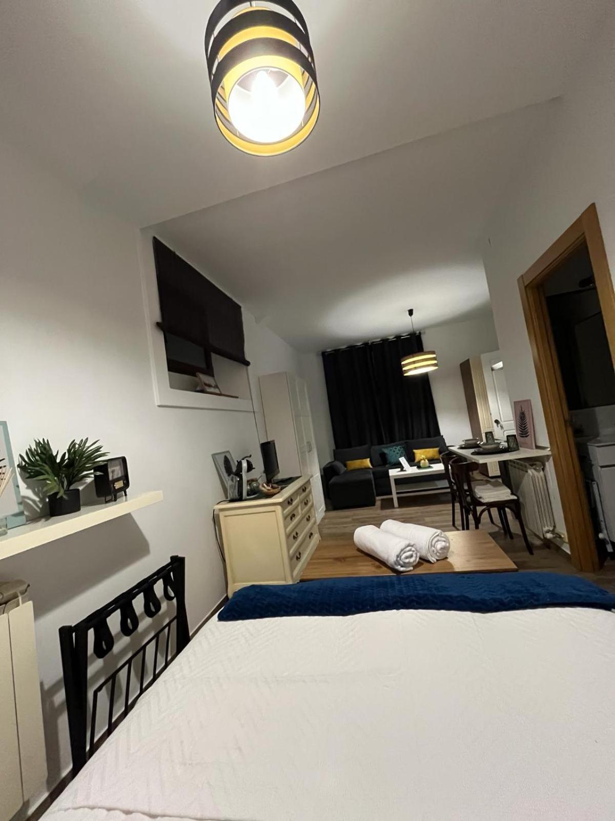 Home Suites Center Granada 2 ภายนอก รูปภาพ